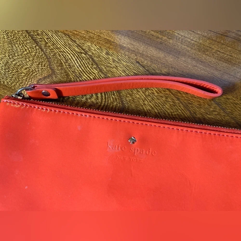 Kate Spade coral red glossy wristlet clutch wallet P091